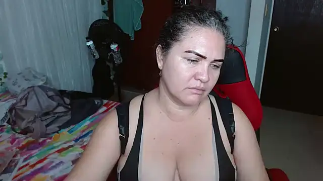 helenca43 online show from 02-25-26, 10:14