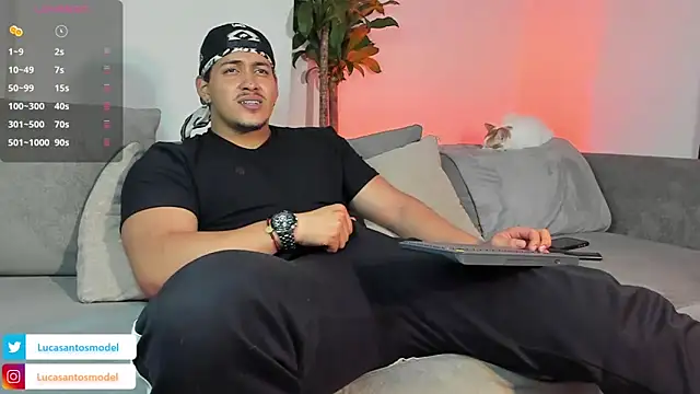Snapshot of lucasanto_ chatting on 02-08-25, 05:29 lucasanto online show from 02-08-25, 05:29