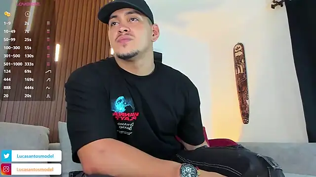 Snapshot of lucasanto_ chatting on 11-10-25, 01:04 lucasanto online show from 11-10-25, 01:04