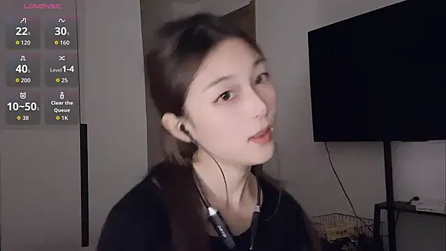 Sweet-Angel999 online show from 09-18-25, 07:27