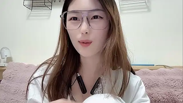 Sweet-Angel999 online show from 02-25-26, 03:54