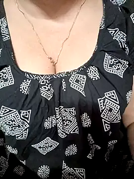 Beautyy38 online show from 02-27-25, 08:53