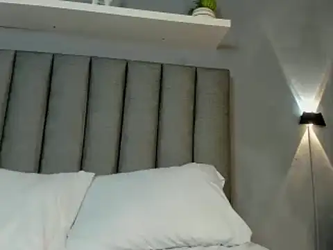 Snapshot of dalila30x chatting on 02-26-25, 05:42 dalila30x online show from 02-26-25, 05:42