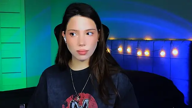 Snapshot of Stacy_Gonzales_ chatting on 12-13-24, 06:10 Stacy Gonzales online show from 12-13-24, 06:10