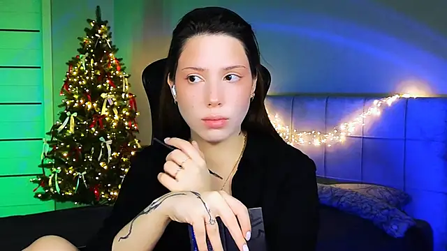 Snapshot of Stacy_Gonzales_ chatting on 01-04-25, 06:19 Stacy Gonzales online show from 01-04-25, 06:19