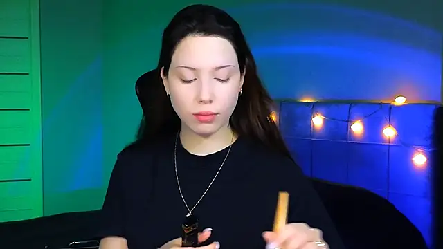 Snapshot of Stacy_Gonzales_ chatting on 02-01-25, 06:21 Stacy Gonzales online show from 02-01-25, 06:21