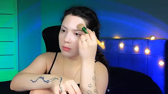 Snapshot of Stacy_Gonzales_ chatting on 02-04-25, 09:38 Stacy Gonzales online show from 02-04-25, 09:38