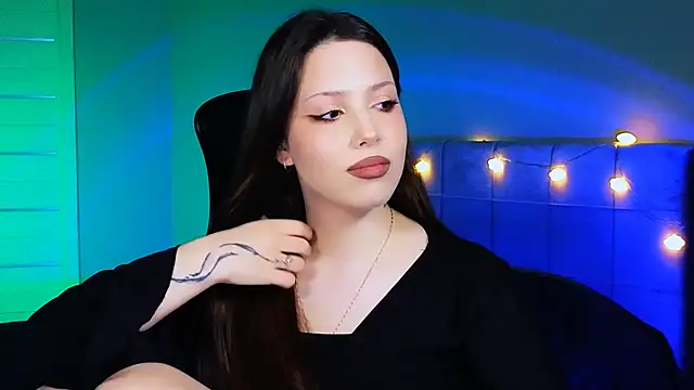 Snapshot of Stacy_Gonzales_ chatting on 02-18-25, 09:32 Stacy Gonzales online show from 02-18-25, 09:32