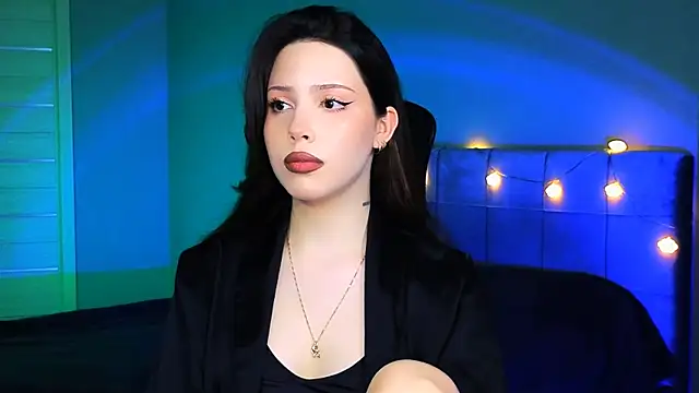 Snapshot of Stacy_Gonzales_ chatting on 03-06-25, 09:47 Stacy Gonzales online show from 03-06-25, 09:47