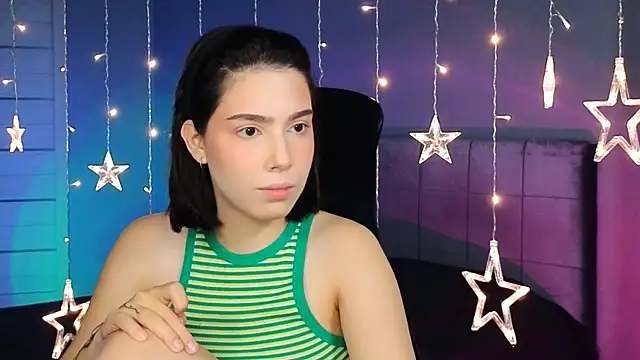 Snapshot of Stacy_Gonzales_ chatting on 10-12-25, 10:25 Stacy Gonzales online show from 10-12-25, 10:25