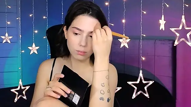 Snapshot of Stacy_Gonzales_ chatting on 10-14-25, 06:25 Stacy Gonzales online show from 10-14-25, 06:25