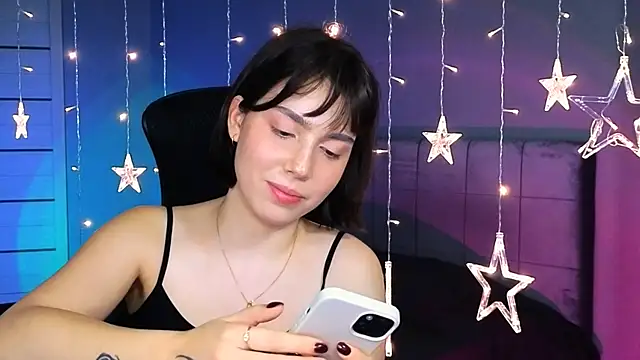 Snapshot of Stacy_Gonzales_ chatting on 11-05-25, 10:37 Stacy Gonzales online show from 11-05-25, 10:37