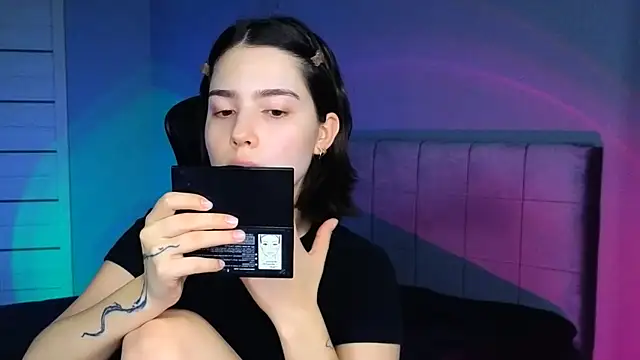 Snapshot of Stacy_Gonzales_ chatting on 12-17-25, 07:25 Stacy Gonzales online show from 12-17-25, 07:25