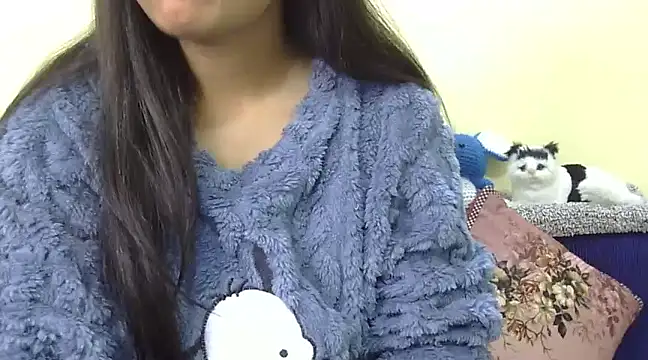 Snapshot of WildRuhi20 chatting on 12-21-24, 03:03 WildRuhi20 online show from 12-21-24, 03:03