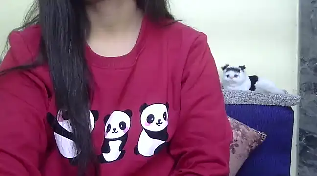 Snapshot of WildRuhi20 chatting on 01-05-25, 02:08 WildRuhi20 online show from 01-05-25, 02:08