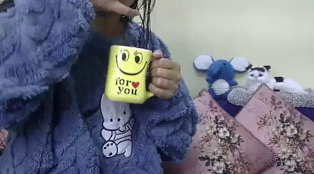 Snapshot of WildRuhi20 chatting on 01-08-25, 04:44 WildRuhi20 online show from 01-08-25, 04:44