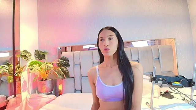 Snapshot of RoseTaylor__ chatting on 02-13-26, 05:03 RoseTaylor online show from 02-13-26, 05:03