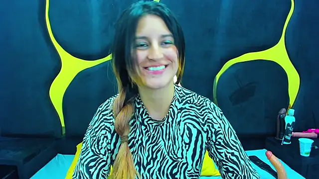 GiaRoussel online show from 03-06-25, 06:59