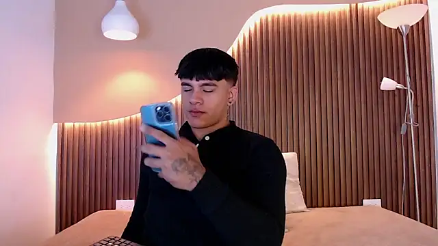 LuciferM Star online show from 02-10-26, 04:16