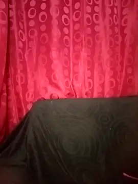 Snapshot of ifeelverywet_andhot chatting on 01-18-25, 07:37 ifeelverywet andhot online show from 01-18-25, 07:37