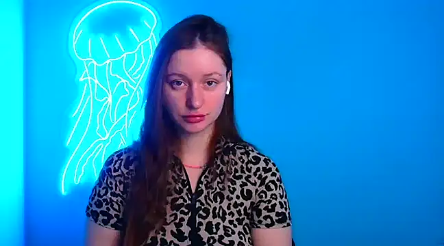 Snapshot of Fantasy_July chatting on 02-05-25, 06:46 Fantasy July online show from 02-05-25, 06:46