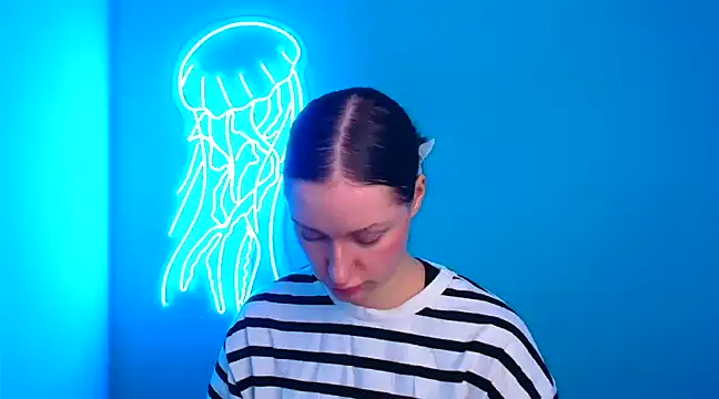 Snapshot of Fantasy_July chatting on 02-24-25, 12:48 Fantasy July online show from 02-24-25, 12:48