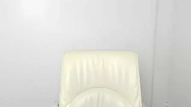 Snapshot of Fantasy_July chatting on 03-19-25, 06:46 Fantasy July online show from 03-19-25, 06:46