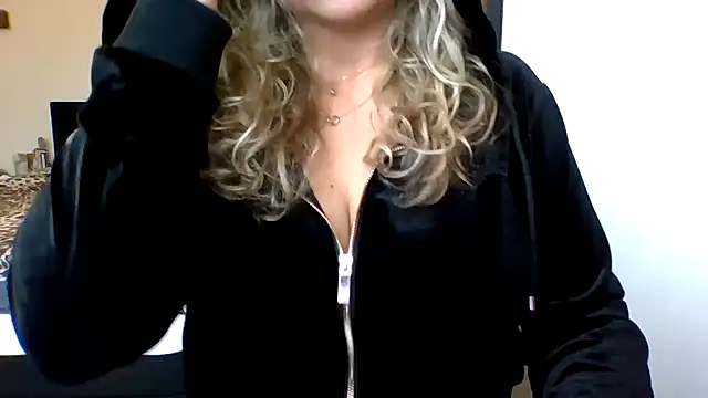 JenniLowen online show from 01-17-25, 09:06