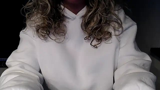 JenniLowen online show from 02-25-25, 08:14