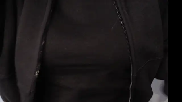 JenniLowen online show from 03-18-25, 10:57