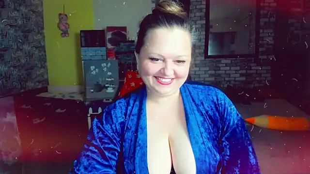 KlaraHoll online show from 12-05-24, 08:33