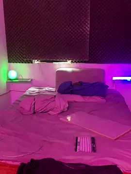 thesummerboy online show from 09-26-25, 07:18