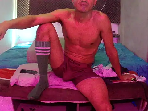 thesummerboy online show from 10-03-25, 05:10