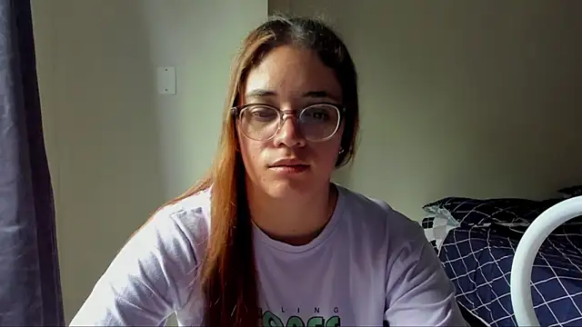 Snapshot of atenas_05_ chatting on 02-13-25, 06:48 atenas 05  online show from 02-13-25, 06:48