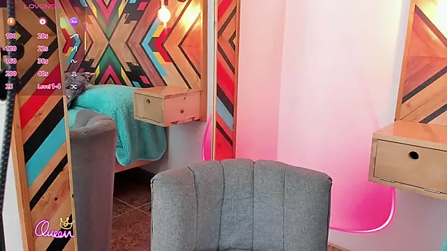 NaiirobiSwan online show from 04-01-26, 07:33