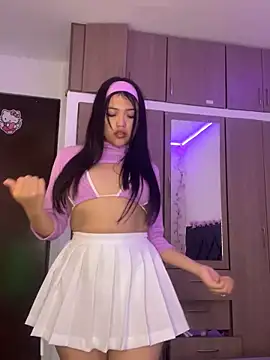 Snapshot of alisson_carolina73 chatting on 01-24-25, 01:45 alisson carolina73 online show from 01-24-25, 01:45