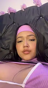 Snapshot of alisson_carolina73 chatting on 02-04-25, 01:13 alisson carolina73 online show from 02-04-25, 01:13