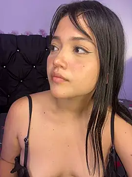 Snapshot of alisson_carolina73 chatting on 03-22-25, 03:52 alisson carolina73 online show from 03-22-25, 03:52