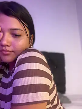 alisson carolina73 online show from 04-12-26, 03:00