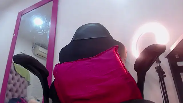 DirtyNaughXX online show from 03-06-25, 10:47