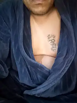 Snapshot of Professor_Leo_ chatting on 03-04-25, 03:33 Professor Leo online show from 03-04-25, 03:33