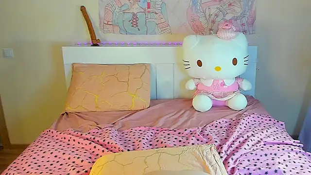 Snapshot of kuraii1_ chatting on 03-06-25, 07:54 kuraii1  online show from 03-06-25, 07:54