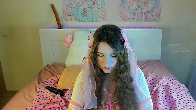 Snapshot of kuraii1_ chatting on 03-06-25, 10:58 kuraii1  online show from 03-06-25, 10:58