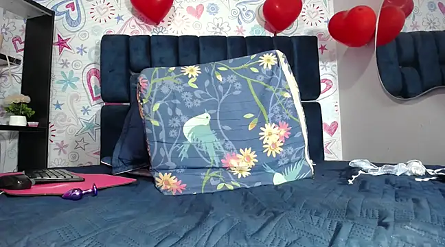 KOURTNEY-- online show from 02-25-25, 07:31