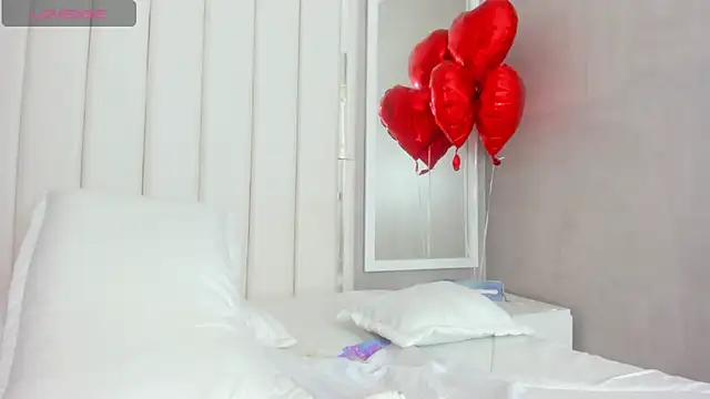 Carohorny4u online show from 02-11-25, 04:24