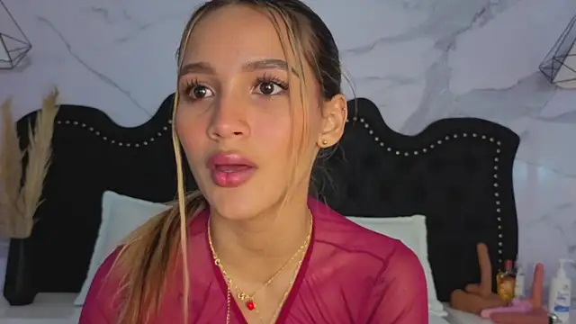 Carohorny4u online show from 04-28-26, 12:53