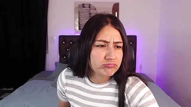 Snapshot of mia_aira chatting on 12-20-24, 02:27 mia aira online show from 12-20-24, 02:27