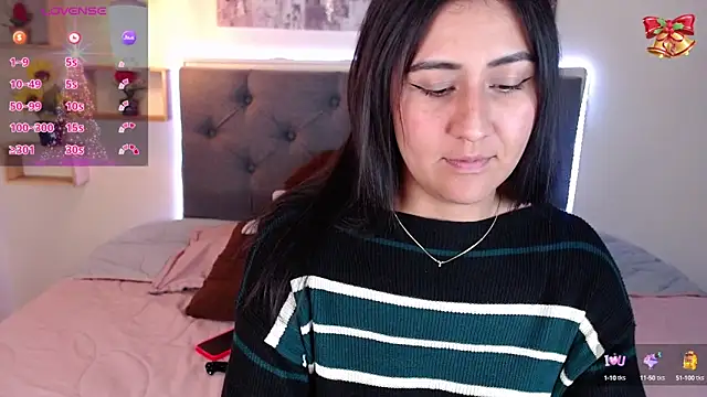 Snapshot of mia_aira chatting on 12-26-24, 08:32 mia aira online show from 12-26-24, 08:32