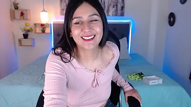 Snapshot of mia_aira chatting on 01-26-25, 04:41 mia aira online show from 01-26-25, 04:41