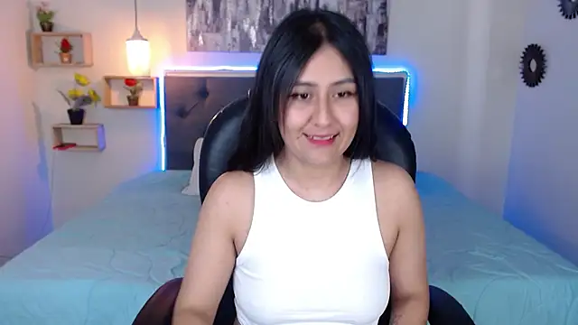 Snapshot of mia_aira chatting on 01-27-25, 08:17 mia aira online show from 01-27-25, 08:17